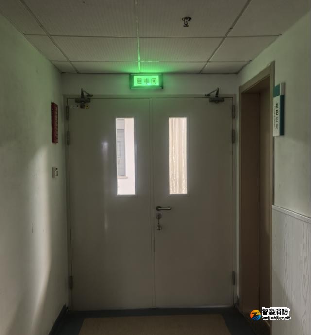 避難層、避難間未設(shè)置明顯指示標(biāo)識